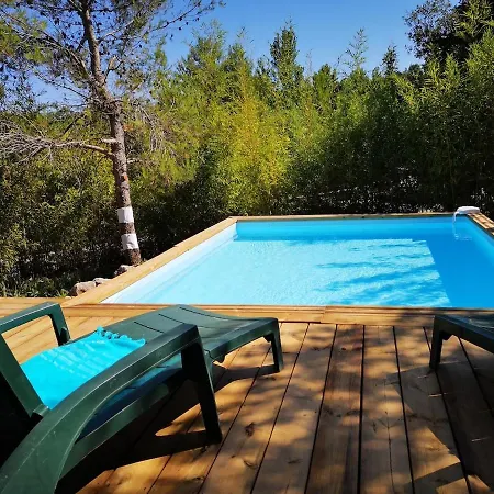 Superbe T3 Avec Jardin Et Bassin, Dans Un Village Calme Au Nord De Montpellier *