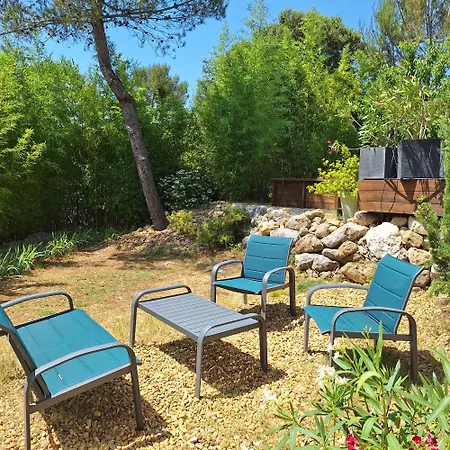 Superbe T3 Avec Jardin Et Bassin, Dans Un Village Calme Au Nord De Montpellier Apartmán